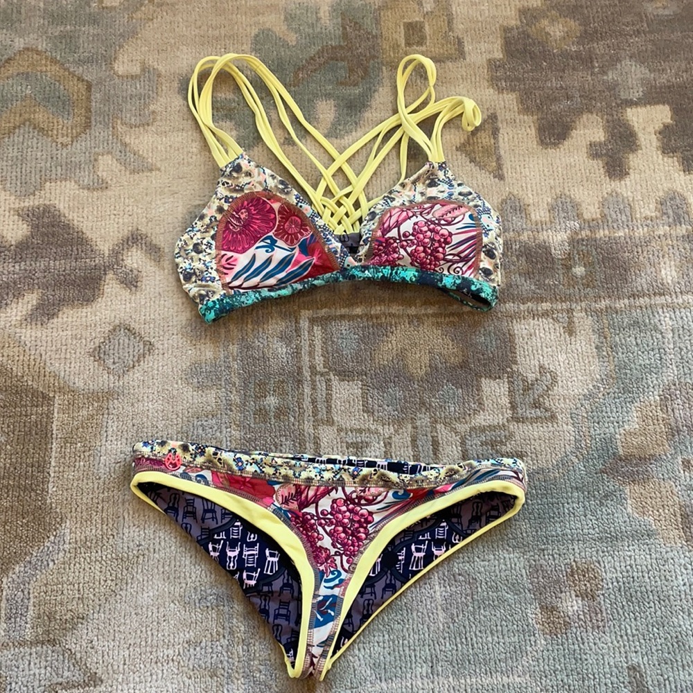 Maaji bikini worn 2x in perfect condition!